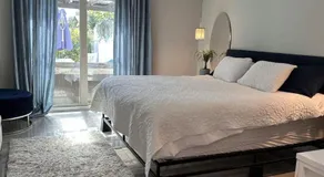 Newly Renovated Villa with Hot Tub - Image 2