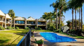 Elsinor Townhouse 1 - Image 4
