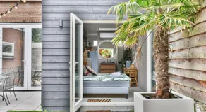 Pats garden room with mini cinema, projector - Image 3