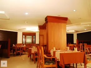 Mermaid Hotel - Image 4