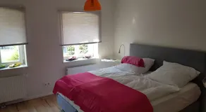 Im Dobbenviertel mit Terrasse 3 Doppelzimmer 98qm - Image 2