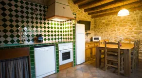 Cottage mit Jacuzzi neben dem Bett - Image 4