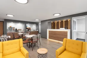 Super 8 by Wyndham Chattanooga East - Hamilton Place - Image 2