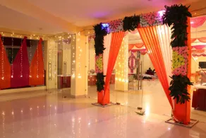 Kiwi Hotel And Spa - Image 5