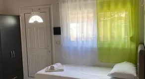 Guest House Dhermi - Image 2