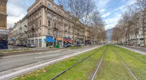 #HI Le petit Marcel Hyper-centre fully equipped - Image 5