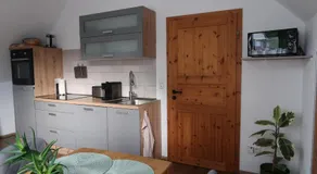 Kleine, gemütliche Dachgeschosswohnung - Image 3