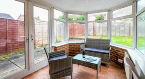 Grange House with Free Parking, Garden, Superfast Wifi and Smart TVs with Netflix by Yoko Property - Image 4