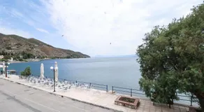 Κοράλι, μεζονέτα στην παραλία Λίμνης - Image 4
