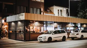 Avenia Restaurant & Apartments - Image 3