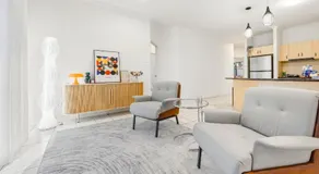 Luxe Casa North Lakes - Luxury 4BR Residence - Image 3