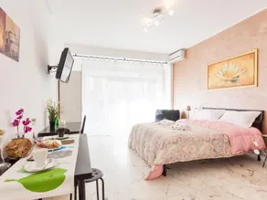 Check-Inn Rooms - Image 2