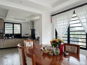 Nakuru Bamboo Hut Guest house - Image 3