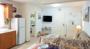 Giotas House - Image 2