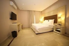 Chinar Family Resort - Image 2