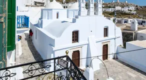 Thomas Traditional House in Chora - Image 3