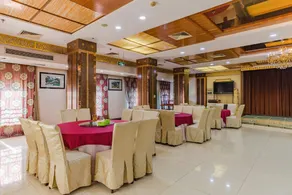 Yujinxiang International Hotel - Image 4