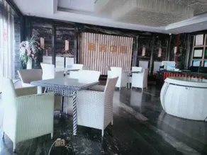Huaxing Haiyue International Hotel - Image 4