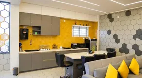 Bumblebee - The Penthouse - Image 5
