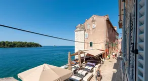 La Riva Luxury Rooms - Image 3