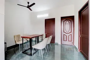 OYO Home Fantasea Uthandi Near Juhu Beach - Image 5
