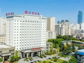 Xi'nan Hotel - Image 5