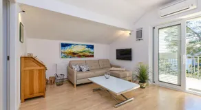 Brunohome - design apartment by the sea - Image 2
