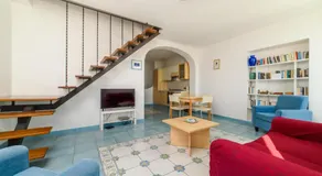 LUIMAR Holiday House - Image 3