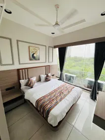 Hotel Acme Sky - Image 2