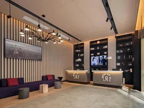 Campanile Hotel Wuhan Zhongnan Road Metro Station - Image 3