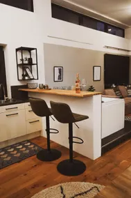 Stilvolles City-Loft mit privatem Whirlpool - Image 4
