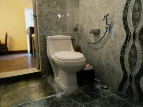 Mountain View Loft- 1 BHK with Kitchen (Fast WIFI) - Image 2