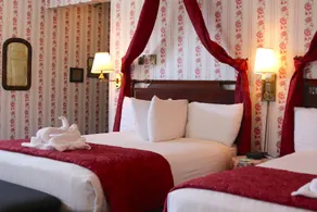 Inn on Mackinac - Image 2