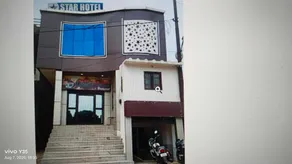 Hotel O STAR Hotel - Image 1