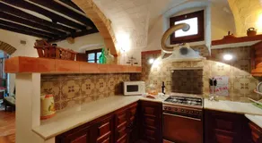 Casa de piedra del siglo XVII restaurada con encanto, para 8 personas, en Castelló d'Empúries - ES-228-96 - Image 3