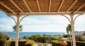 Seafront Apartment - Image 2