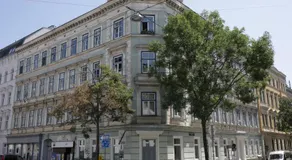 Vienna Gold Apartments - contactless check in - Image 3