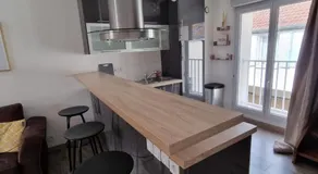 Duplex 40m2 cocooning cœur de ville avec parking - Image 1