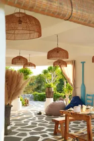 CAT’ Casa Hotel - Image 4