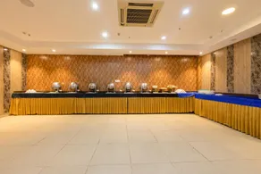 Foxoso The BMK Hotel - Image 5