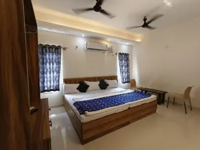 Shree Skantha's Inn - Image 5
