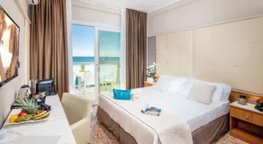 Hotel Royal - Image 2