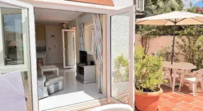 Apartamento vacacional con piscina privada, barbacoa y jardín - Image 2