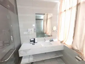 Borrman Hotel Wuxi Hubin Business Street - Image 5