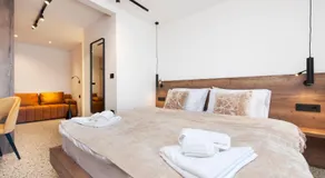 La Riva Luxury Rooms - Image 2