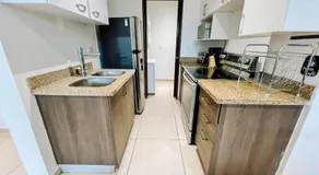 Apto con 2BR Jardin y Parking Gratis Col Escalon - Image 3