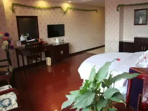 GreenTree Inn Chongqing Shiqiaopu Computer City Light Rail Stine Express Hotel - Image 4