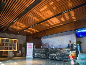 Elong Migao Fashion Hotel (Fei County New Bus Station) - Image 2