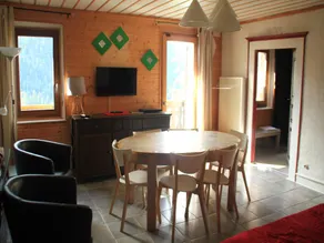 Chalet in Chatel with Mountain Views - Image 3