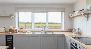 THE VIEW, BROXA - Luxury Lodge - Yorkshire Coast - Image 5